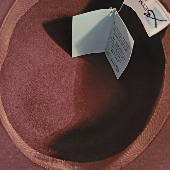 Brown Monochromatic Headress - Picture 2 of 2